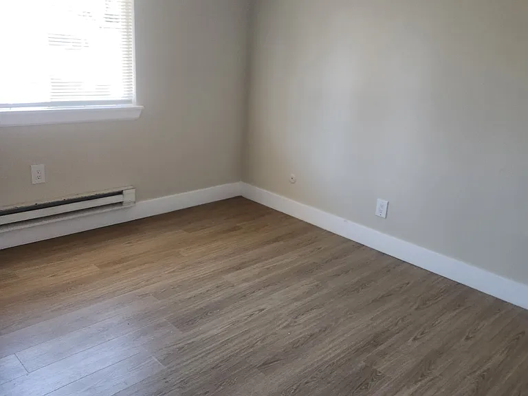 647 Dutton Ave #2 — Photo 5