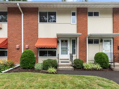 39 Centerbrook Road, Hamden, CT, 06518