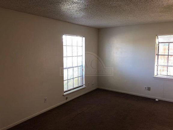 5th image of 4506 Chase Cir APT A