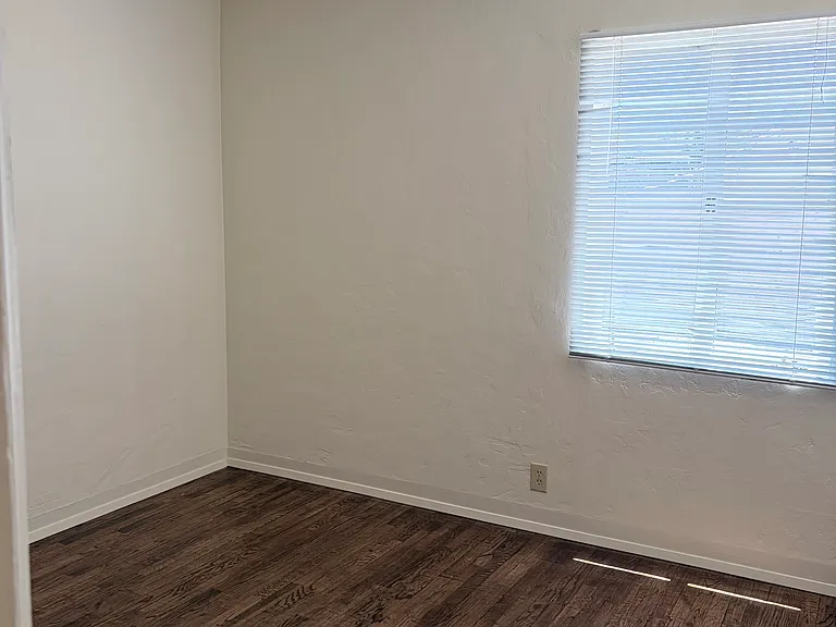 1626 N Sawtelle Ave — Photo 13