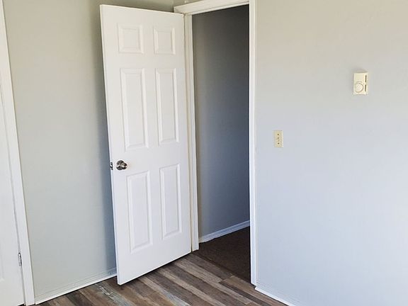 4th image of 1524 Fillmore Ave