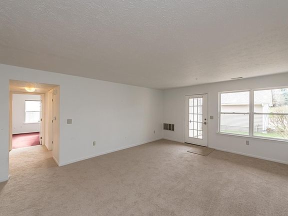 2nd image of 1587 Long Meadow Trl