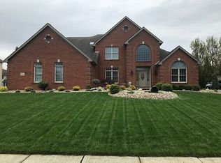8229 Harvest Wind Dr, Westerville, OH