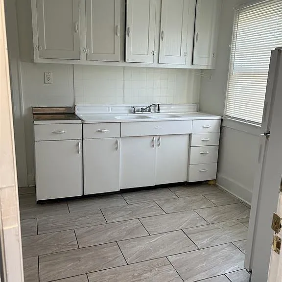 15769 Turner St — Photo 11