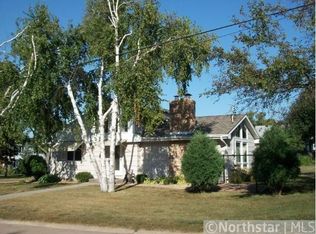 3100 Edgemere Ave, Saint Anthony, MN 55418