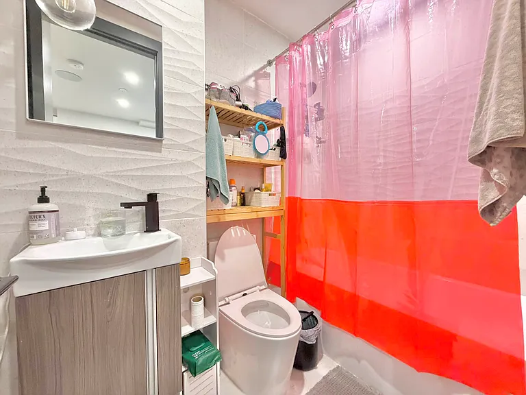 304 Water St #1R — Photo 6