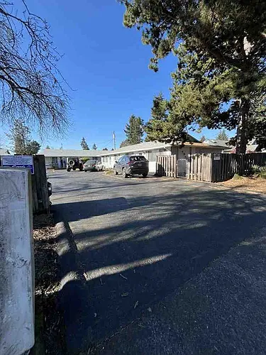 1910 NE Stapleton Rd #1 Photo 1