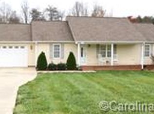 4671 Garys Pl, Crouse, NC 28033