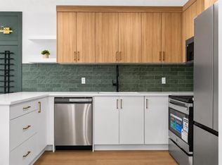 14736 E Deerfield Dr SE #40, Calgary, AB T2J 5Y1