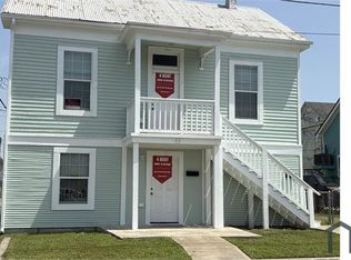 814 35th St UNIT 2, Galveston, TX 77550