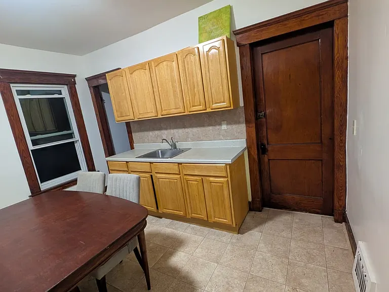 122 Foster St — Photo 17