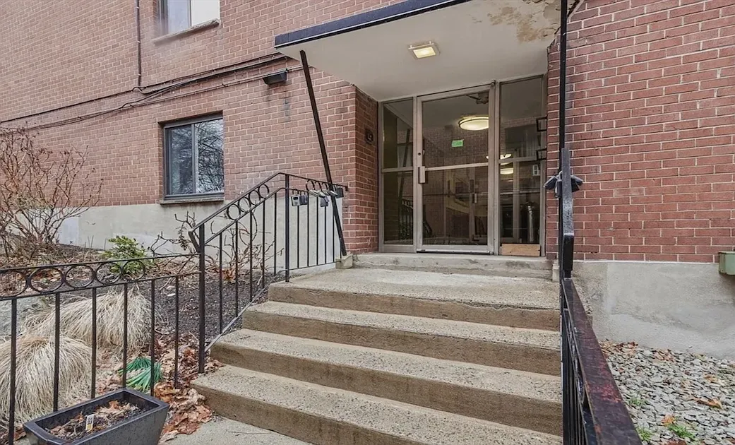 2 bed, 795 sqft, $3,300 — Photo 3