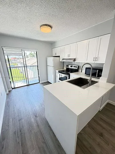 5290 W 21st Ct #301 Photo 1