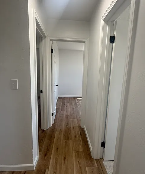 366 W South St — Photo 27