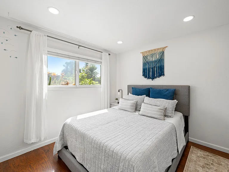 Guest Bedroom 1