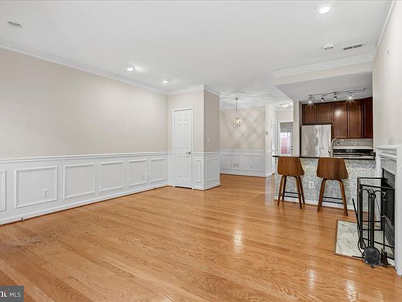 4th image of 1308 12th St NW APT A