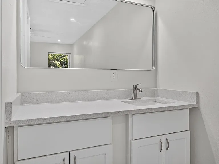 3128 Sandy Shore Ln — Photo 36