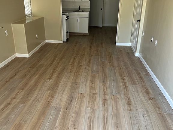 2nd image of 228 E Anapamu St #102