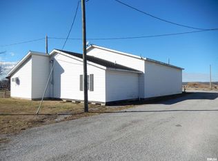 90 Oak St, Jonesboro, IL 62952