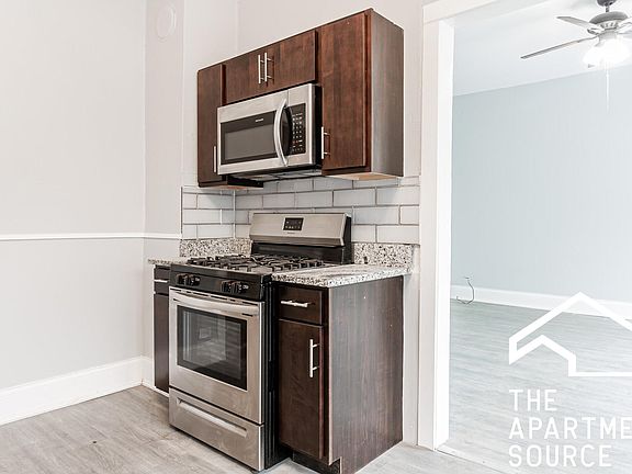 3rd image of 2659 W Homer St #2R