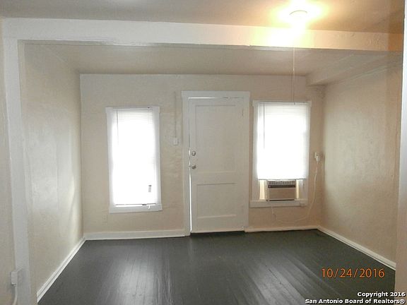 5th image of 543 Gladstone