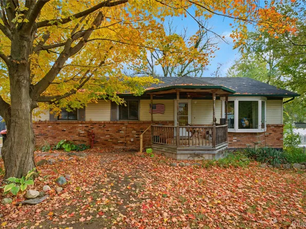 3931 Mildred Ave, Rochester Hills, MI 48309