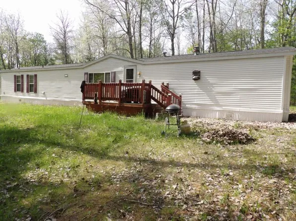 1661 Westwood Ct, Barton City, MI 48705