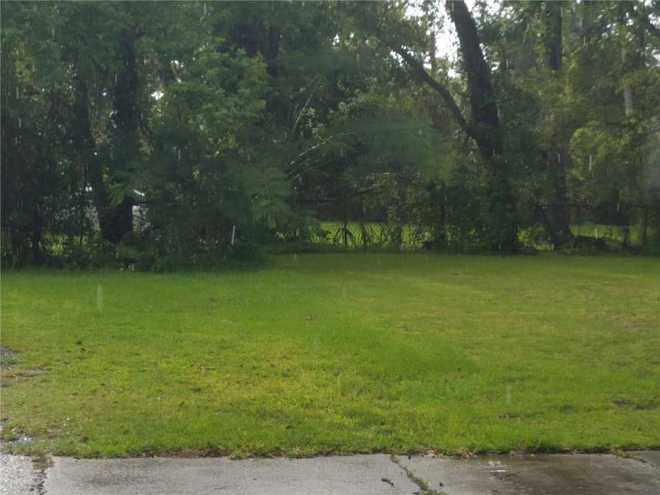 1st image of 407 Ford St