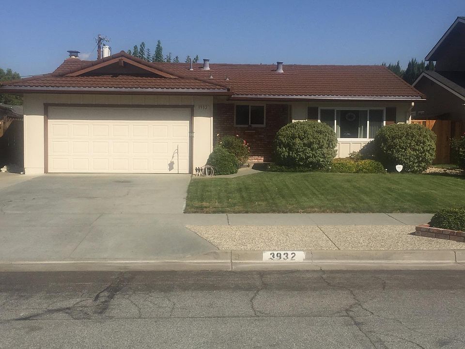 2nd image of 3932 Normandale Dr
