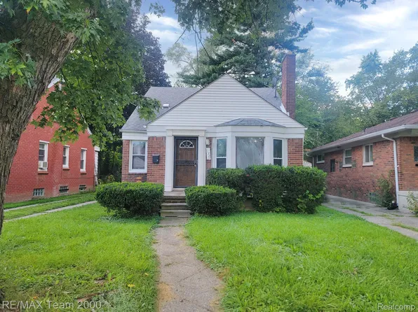 11353 Braile St, Detroit, MI 48228