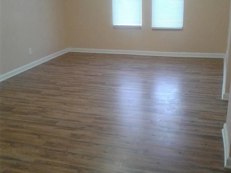 1726 Cottage Ave — Photo 14