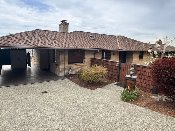 801 Grant Ave S, Renton, WA 98057