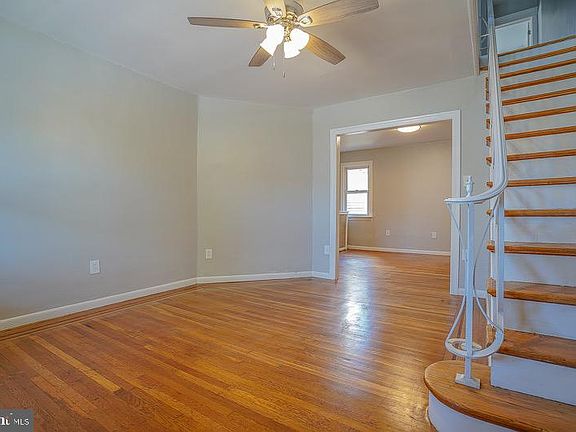 4th image of 4345 Devereaux St