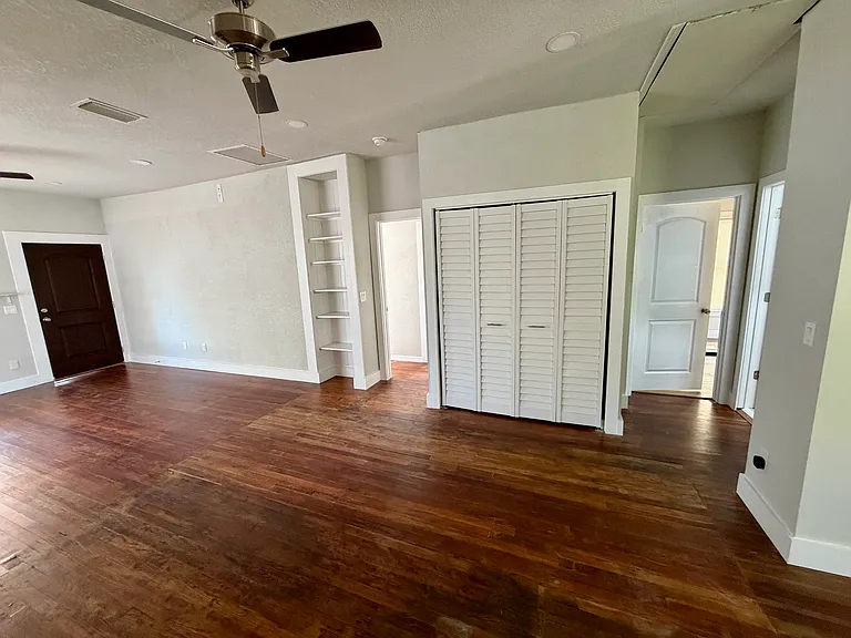 440 Cypress St — Photo 13