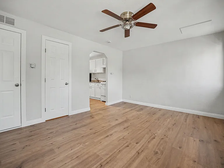 140 E Dartmouth Ave #3100 — Photo 17