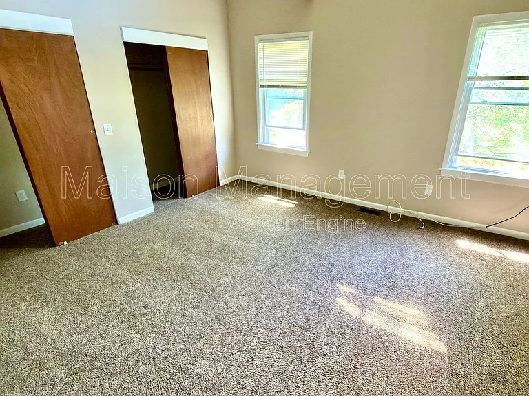 451 Averill Ave — Photo 14