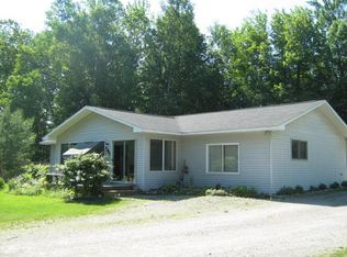 5385 Woodside Park Rd, Indian River, MI 49749