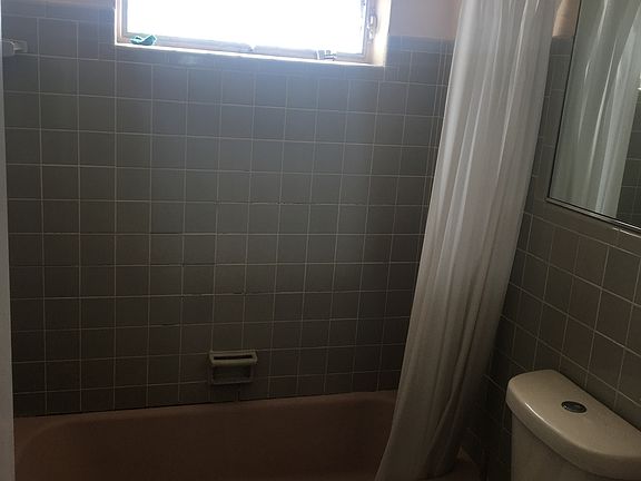 3rd image of 1770 NW 115th St