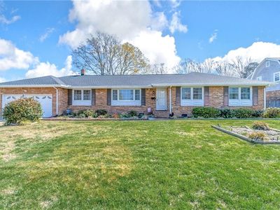 144 Convention Dr, Virginia Beach, VA, 23462