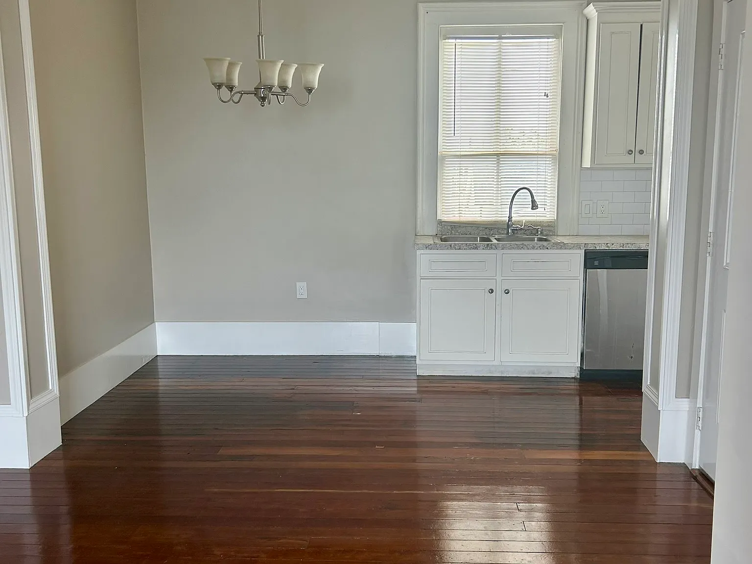 Maxson's Apartments - 3423 Ave. N Apt. #1 — Photo 1