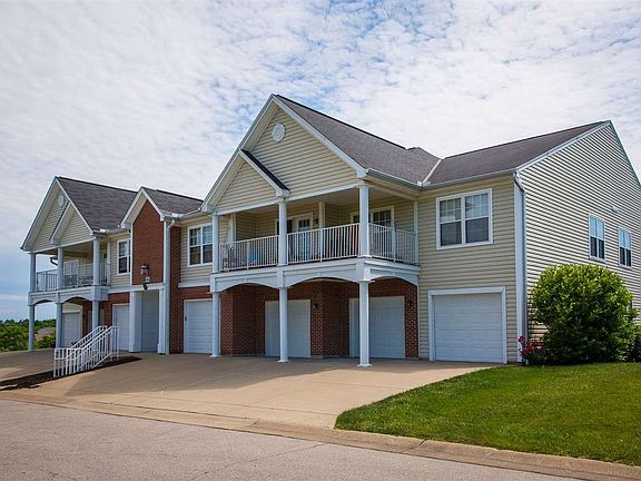 2nd image of 343 Maiden Ct APT 2