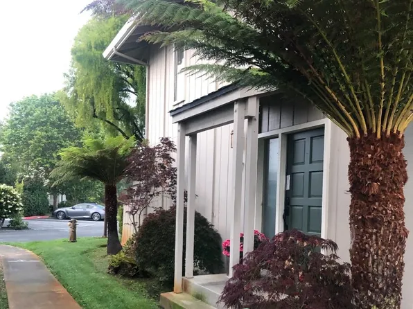 3850 Rio Rd APT 47, Carmel, CA 93923