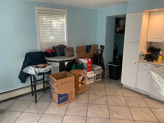 3rd image of 59 Vine St #1