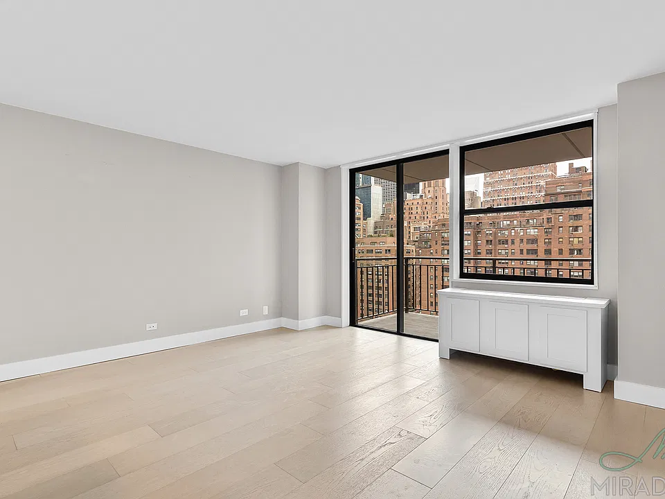 330 E 39th St #23H