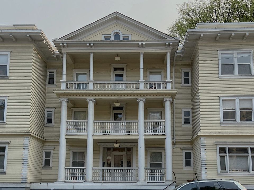 NW Historic Sutton Place Condominiums