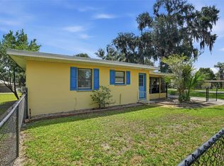 951 County Road 453, Lake Panasoffkee, FL 33538