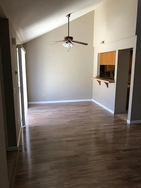 6246 Cabot Ct — Photo 3