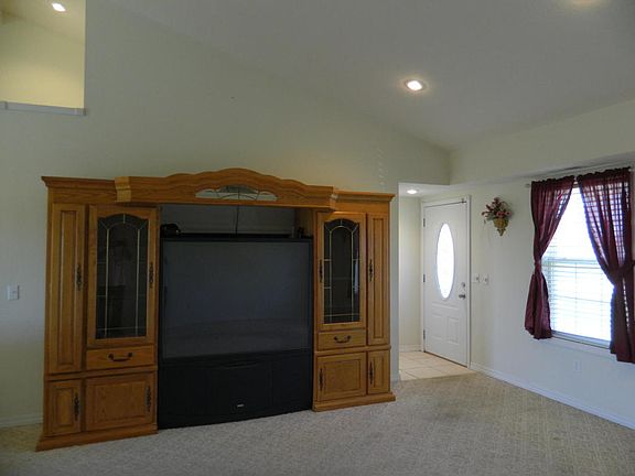 3rd image of 7920 W Farm Road 76