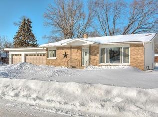 1162 Todd St, Marinette, WI 54143