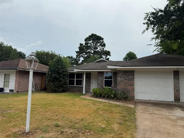 6407 Lautrec Dr, Houston, TX 77088